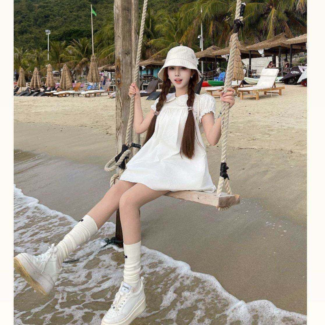 初恋娃娃白裙白色连衣裙甜美夏季新款宽松减龄少女泡泡袖小白裙子