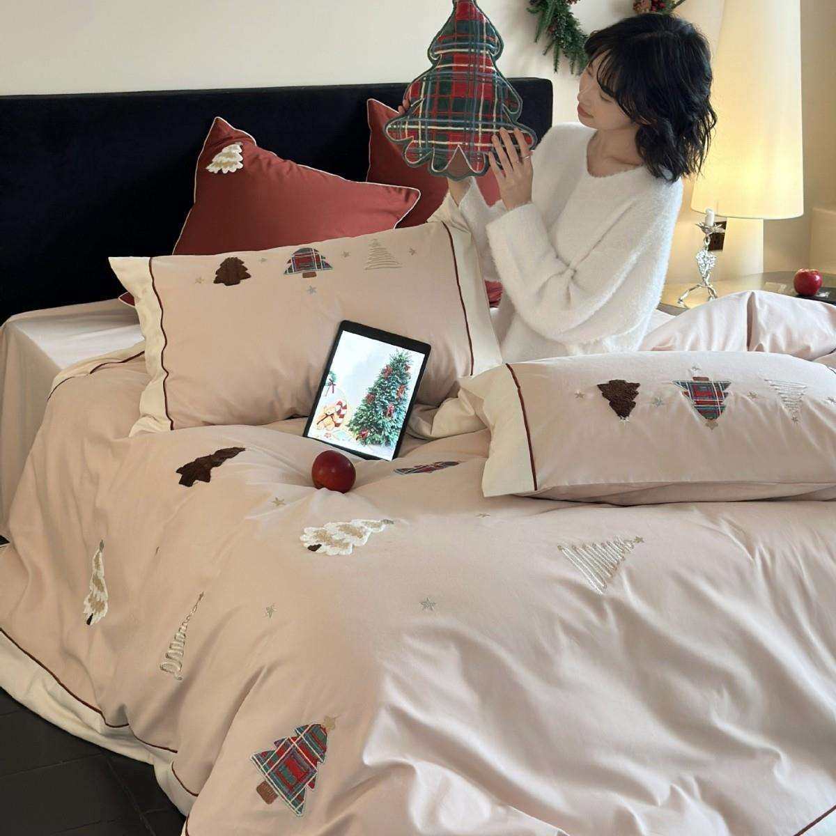 秋冬圣诞树毛巾绣被套床单超云层磨毛柔软四件套全棉小清新床品,电子元器件市场,其它元器件,淘宝优惠券,粉丝福利购,淘宝优惠卷