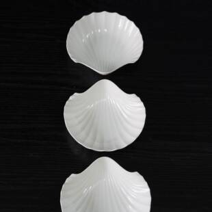 贝陶瓷壳子扇贝盘创意贝母摆件家装居饰品零食糖RLY果收纳托盘
