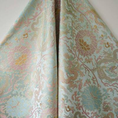 JDL-P3-4新年款仿宋锦服色织布料国风汉马甲金丝拜服面提花料