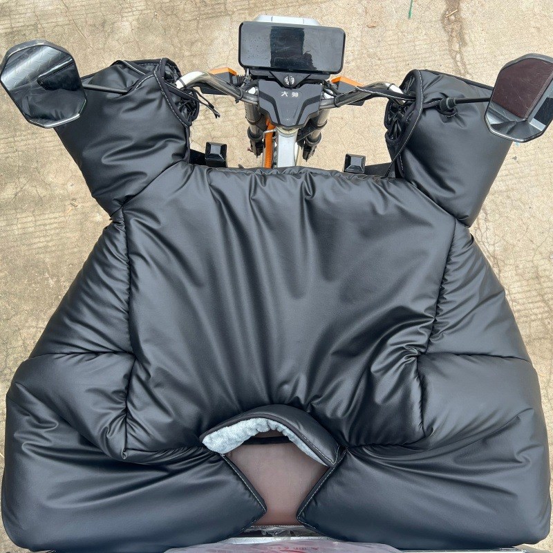 PU皮革电动车三轮车挡风被冬季加绒加厚电车摩托车挡风罩加大防水