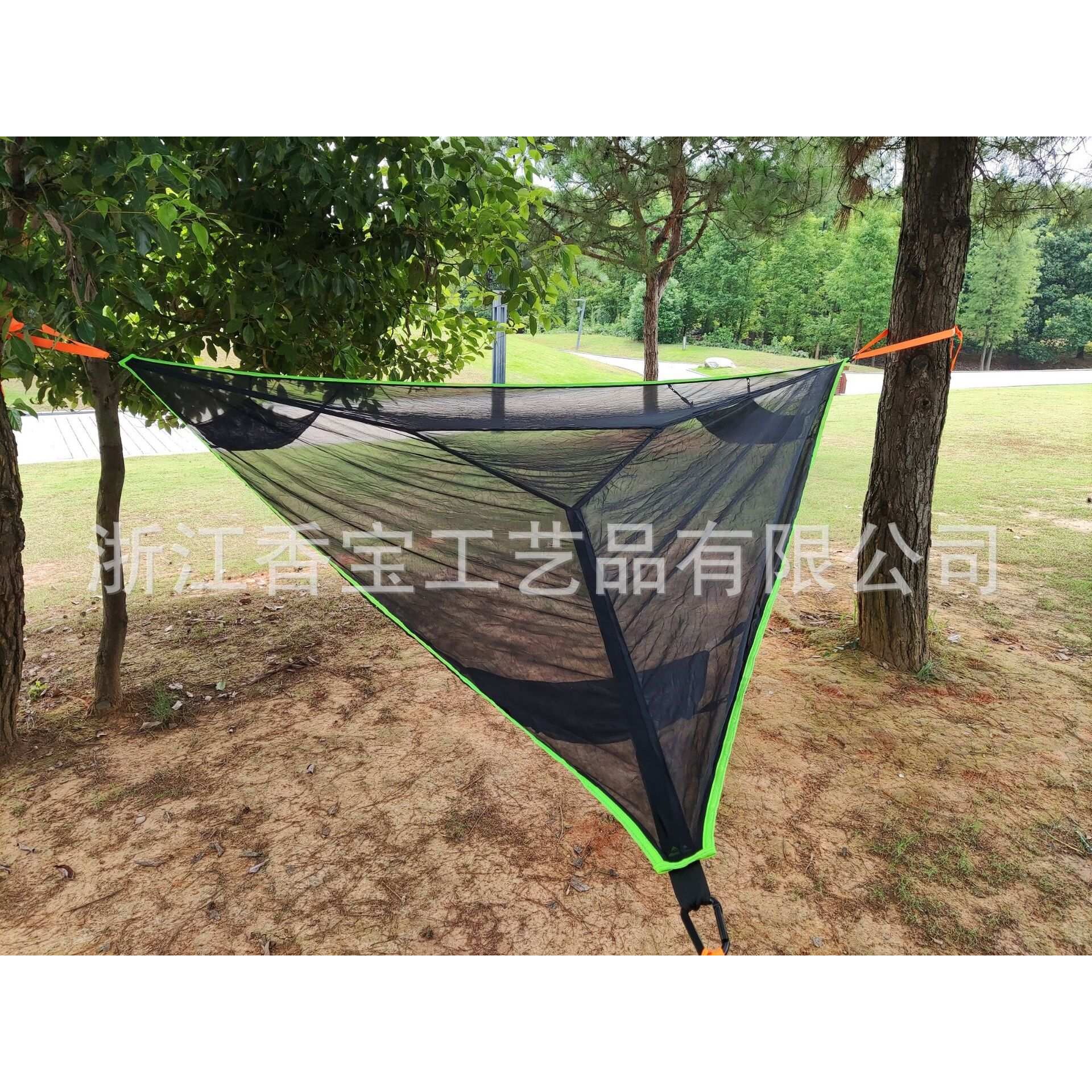 户外悬挂吊床成人野外露营空中多人便携折叠三角网状弹力吊床