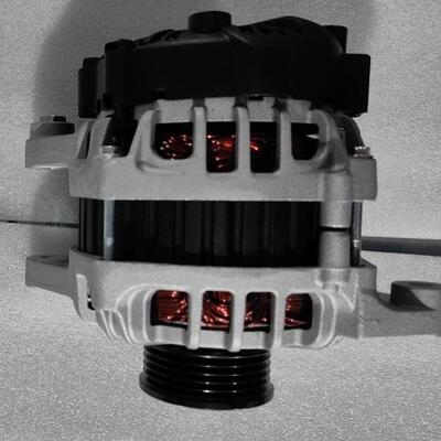 适用 进口现代 1.2L 37300-03805 起亚 锐欧三 G4LA发动机 14V90A