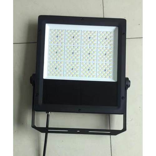 100瓦投光灯IP67泛光灯120W投光灯150W200WLED3030灯珠泛光灯
