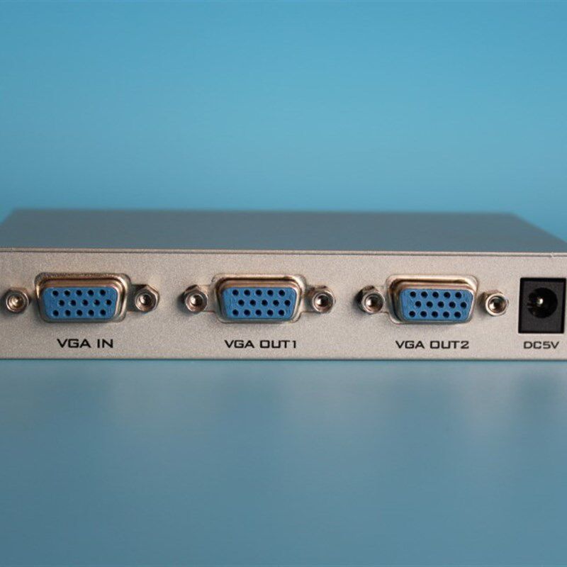 全新迈拓MT-1502 VGA分配器一分二分频器分屏器 一台主机二显示器