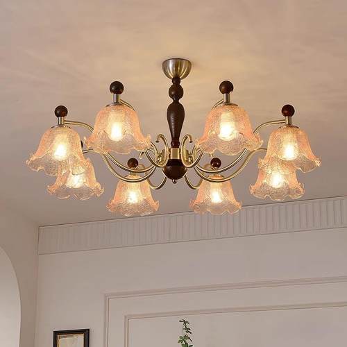 法式中古风客厅吊灯2024新款美式复古琥珀色玻璃实木卧室餐厅灯具