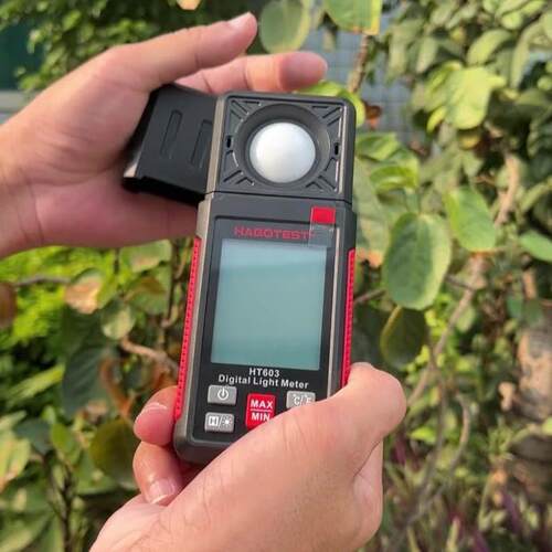 HT603数字照度计测温湿度光照仪照度仪便携式智能大屏数显 测光仪