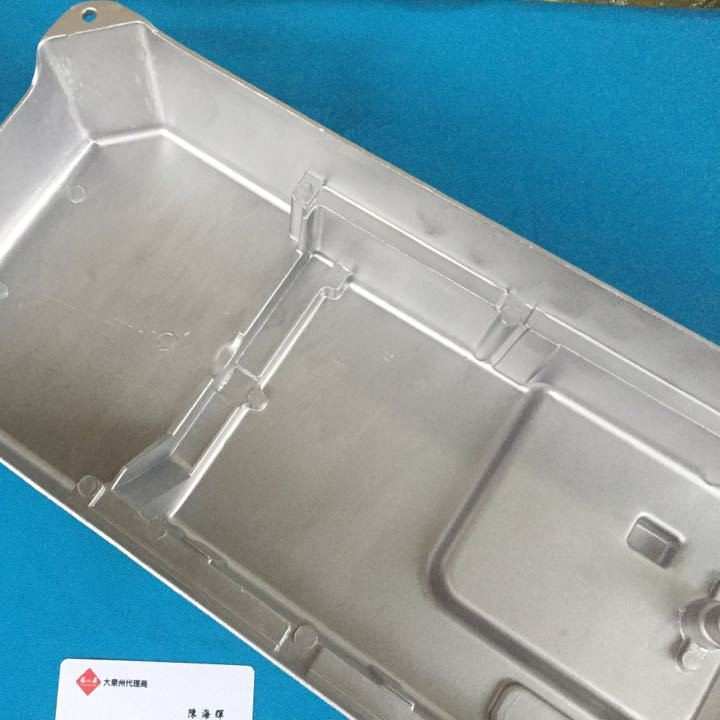 工业平缝机后浪双针3800款链式双针机油盘底盘铝油箱装机缝纫配件