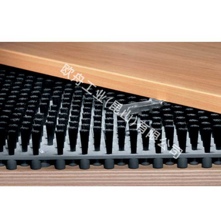 工业板刷pvc板刷冲床机械毛刷滑动携带除尘版刷车床减震缓冲毛刷,电子元器件市场,其它元器件,淘宝优惠券,粉丝福利购,淘宝优惠卷