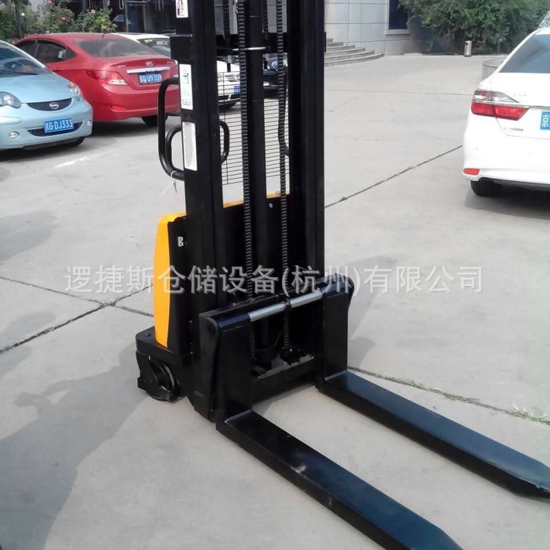 半电动堆高车步行式液压升降机装卸铲车托盘搬运叉车堆高车