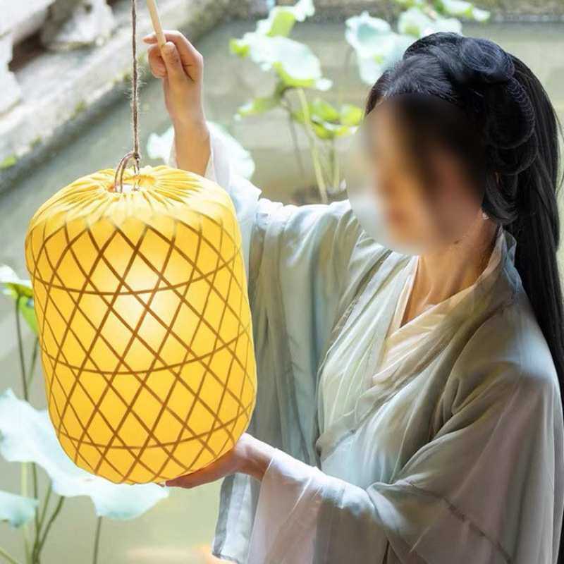竹编小灯笼手提汉服拍照中式网红家乡月舞蹈送木杆灯泡外贸工厂