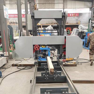 木工自动卧式龙门锯木机全新半自动进尺开板锯木机900直径锯木机