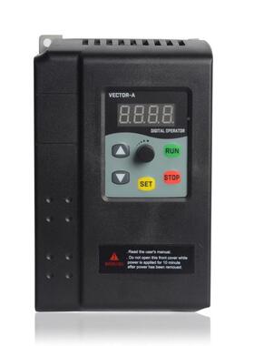 变频器0.71.55KW2.2DBC3.745.537.三相80V单5220风机电机调速