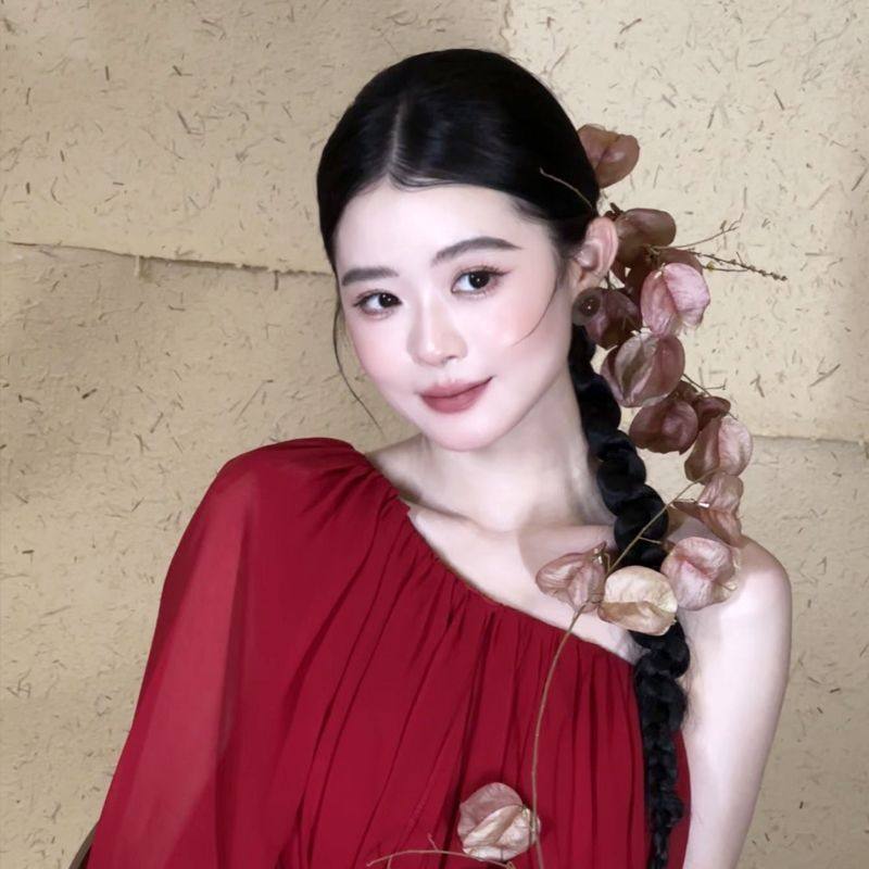 森系新娘婚礼妆造栾树灯笼果假花仿真花新中式结婚头饰高档发饰