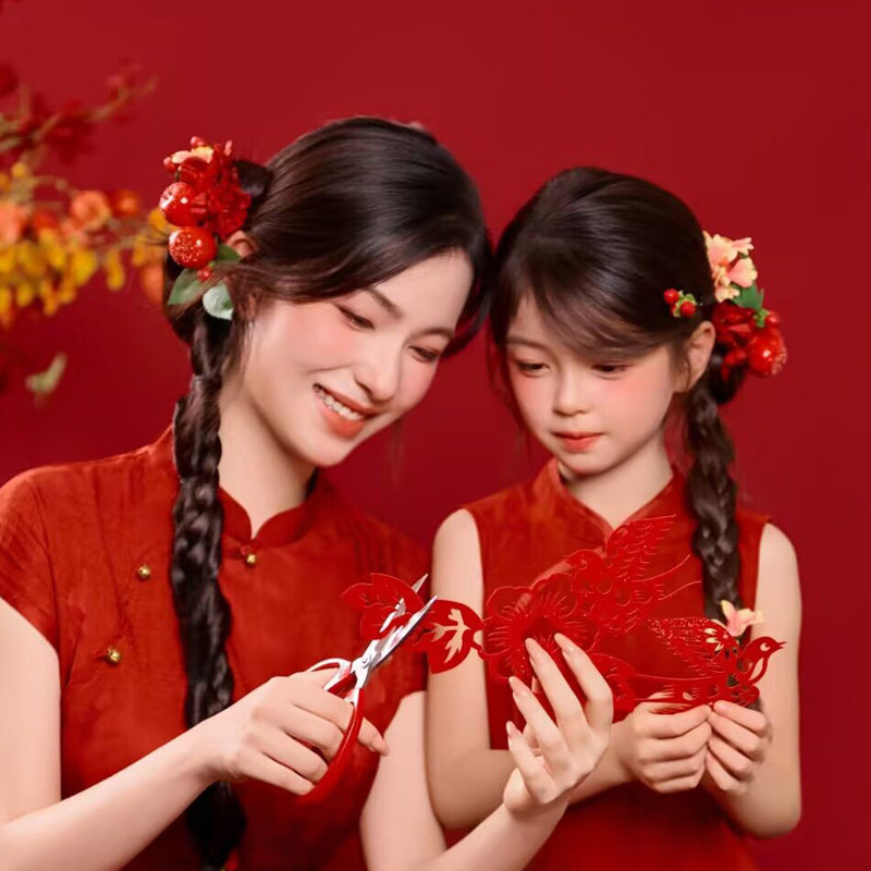 新气质中国风喜庆石榴仿真花抓夹新娘结婚头饰洋气红色装饰花发饰