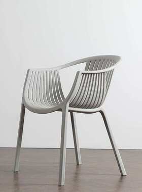 北欧塑料椅户外靠背PP休闲椅子客厅洽谈椅欧式扶手懒人椅一件代发