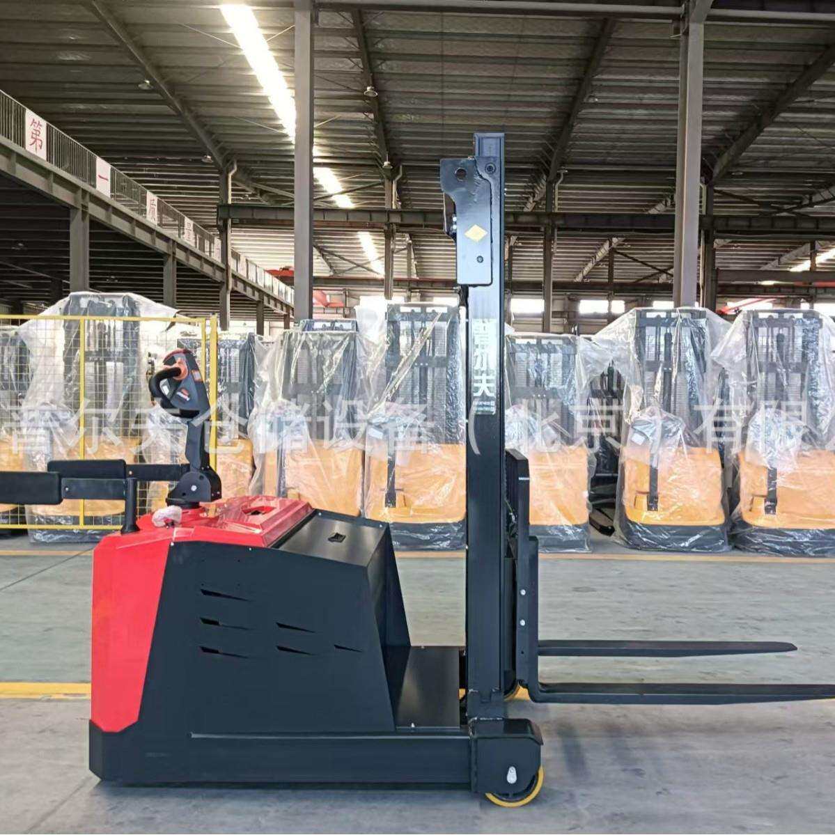 普尔夫全电动平衡重堆高车无支腿站驾踏板电动叉车1.2吨1吨1.5