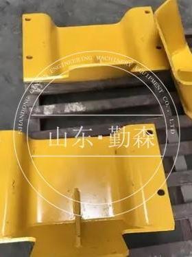 推土机配件D155A-3护板17A-30-17261护板175-78-61320