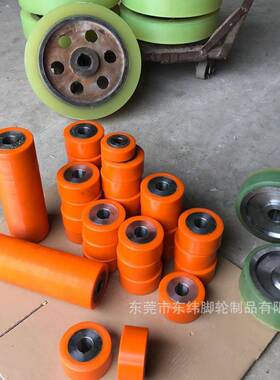生产天车行走主动轮45号钢包聚氨酯PU轮硬度90度保证不脱胶