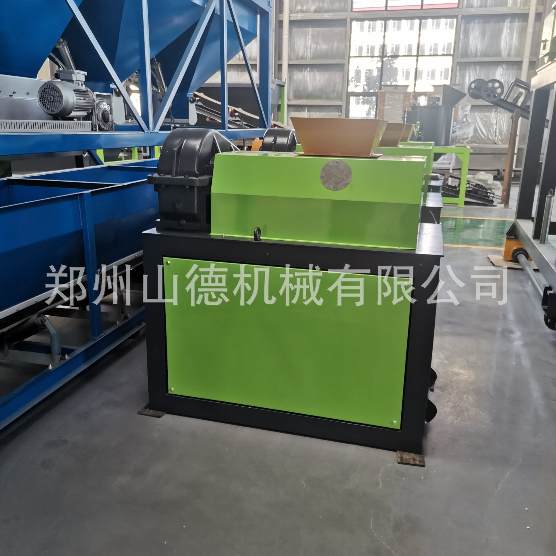 复合肥颗粒生产设备鸡粪掺混复混肥干燥制粒机对辊挤压造粒机