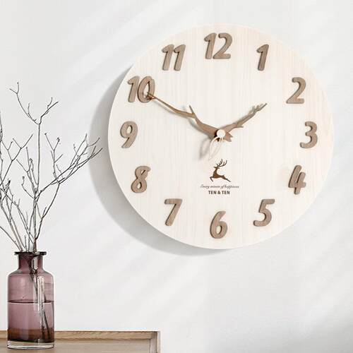 木制挂钟北欧日式简约创意钟表家居客厅现代时钟装饰Clock