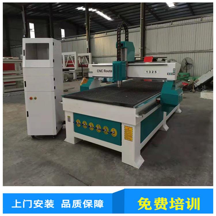 1325木工广告真空吸附全自动雕刻机PVC板亚克力雕刻机家具浮雕机