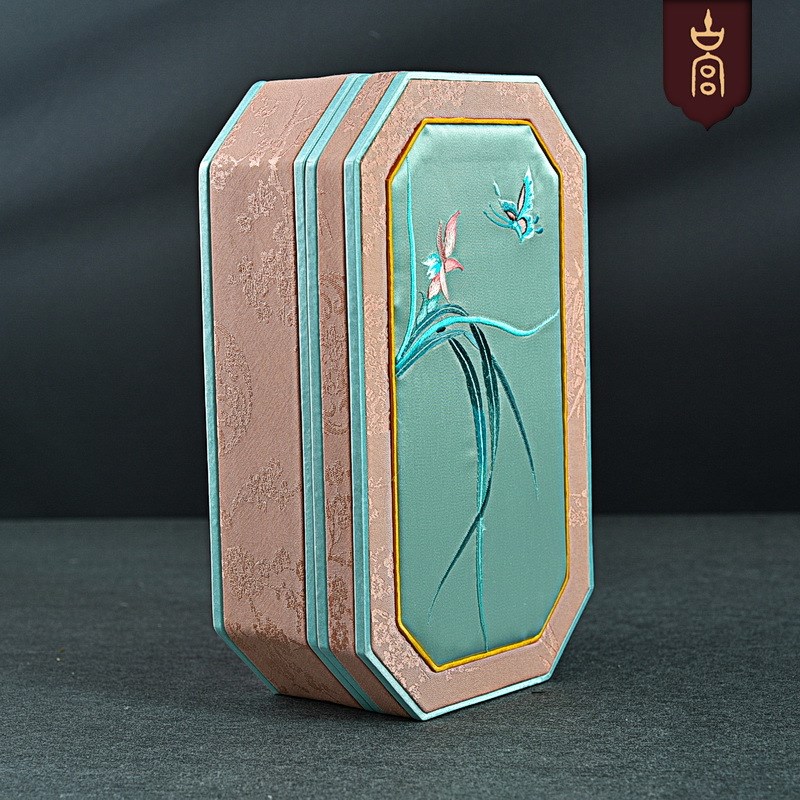 25*15*8 高端苏绣珠宝首饰盒大容量多种配饰收纳盒古典玉器礼品盒