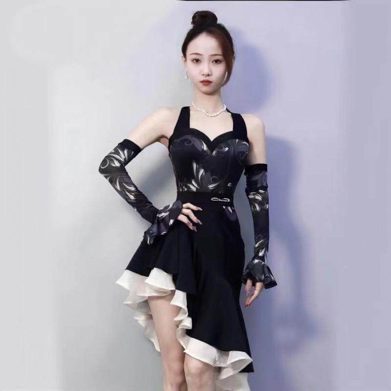 新款舞服夏季超辣拉丁舞分体套装练功成人儿童专业演出服比赛服