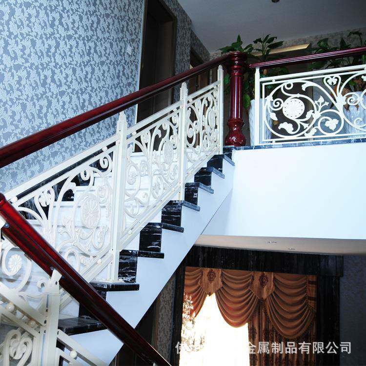 简欧白色家用铝艺楼梯护栏扶手室内别墅铝雕楼梯扶手护栏
