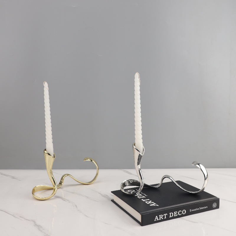 北欧创意几何飘带金属烛台摆件客厅餐厅酒店样板房软装家居装饰品