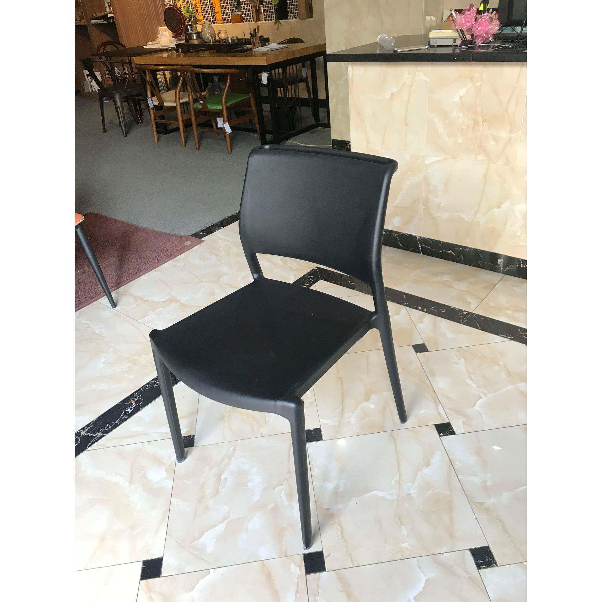 塑料椅子靠背家用现代简约PP一体胶凳子餐厅成人北欧餐椅户外时尚