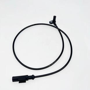 适用光阳赛艇CT250-300-400码表公里AK550转速传感ABS速度感应器