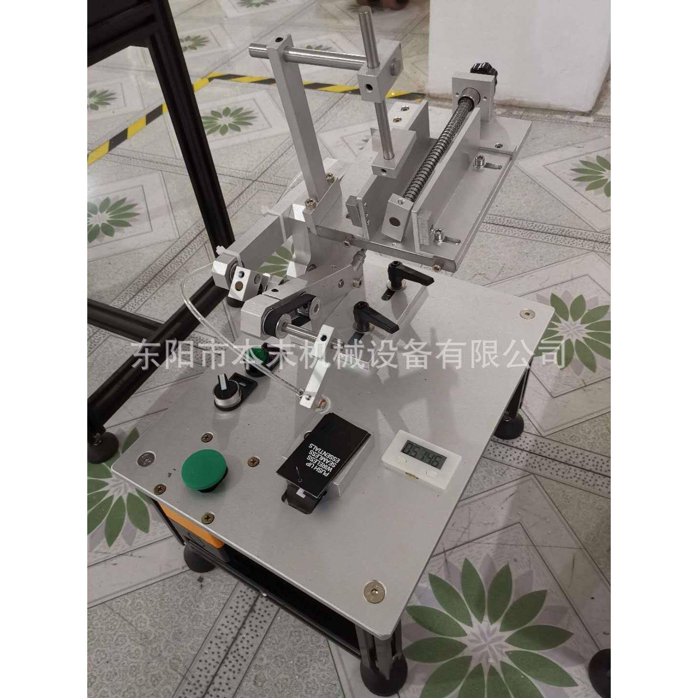 自动送卡吊牌机替代吊牌枪打吊牌机器胶针订标机自动钉标机