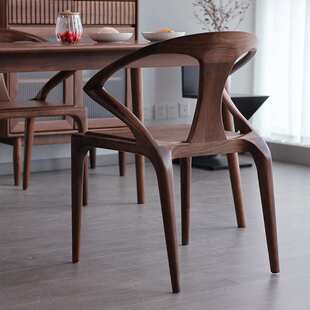 实木椅子靠背椅北美黑胡桃木书桌椅舒服久坐北欧扶手餐厅椅剑椅
