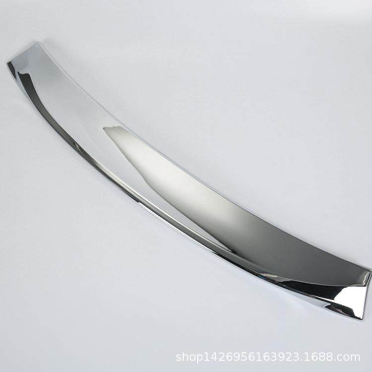 适用丰田18CHR尾翼改装配件奕泽压翼车身装饰条尾门装饰电镀M