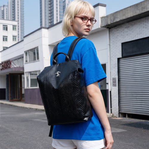 STK官方旗舰店双肩包男女同款潮