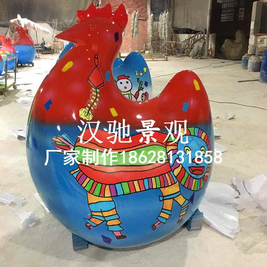 年味过年鞭炮麒麟玻璃钢卡通雕塑抽象鸡美陈制作互动玻璃钢雕塑