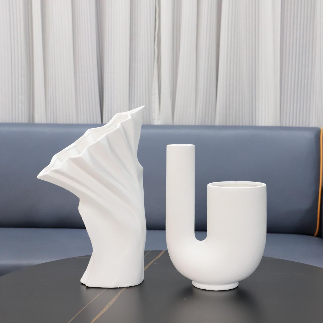 现代简约创意烟室斗白色瓷陶花器客厅玄关QOB卧书办公室家居装房