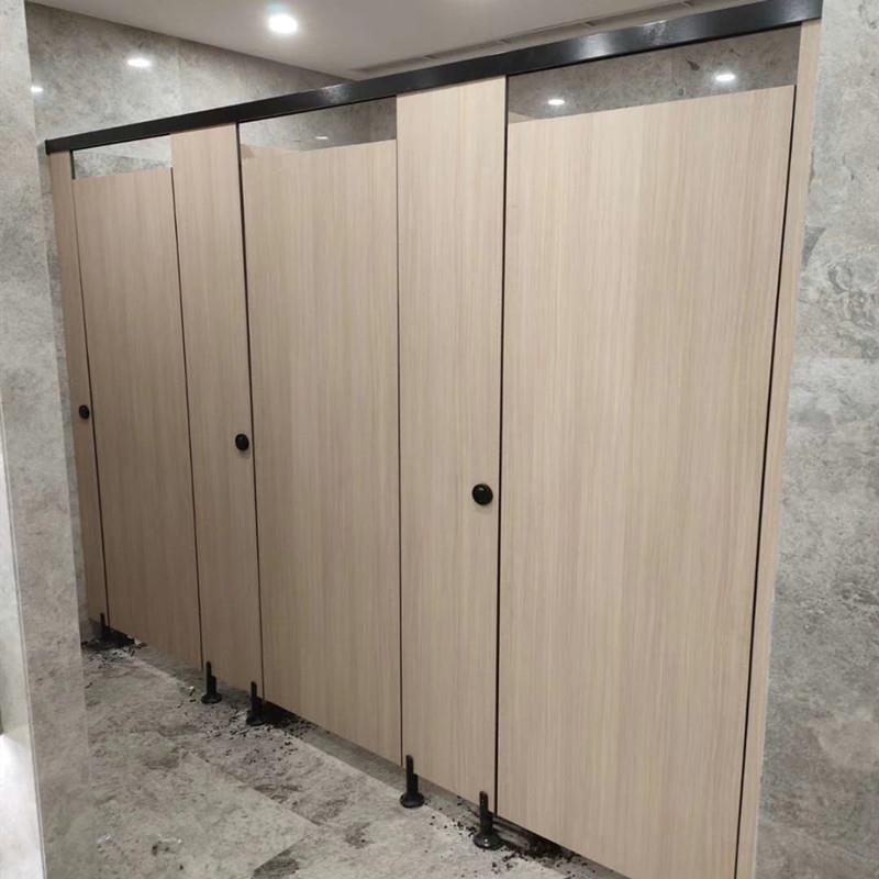 重庆公共手卫生间隔断板厕所隔板校小抗倍特便挡板PVC洗学间防抗