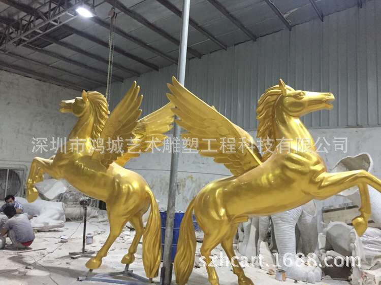 行业优势价批:玻璃钢飞马雕塑 广场景观动物雕塑马