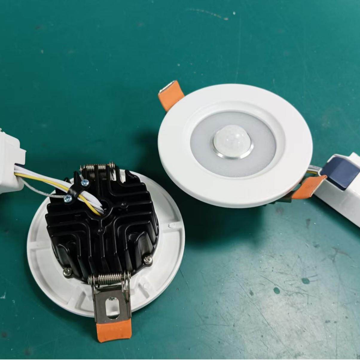 智能感应筒灯认证0W15过W01RUR8W筒灯宽压110-240V人体感应筒灯