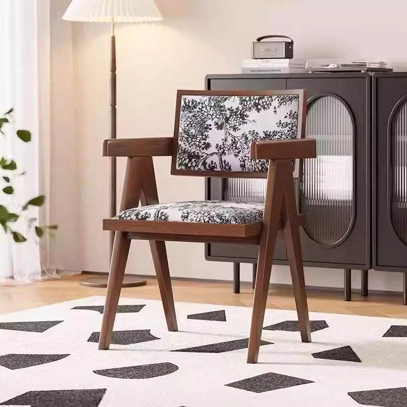 法式复古实木餐椅设计师休闲中古扶手椅黑色昌迪加尔椅vintage椅,电子元器件市场,其它元器件,淘宝优惠券,粉丝福利购,淘宝优惠卷