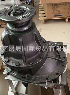 重汽HOWOT7H汕德卡C7HC9HG7配件出口AZ9231320743后桥中段