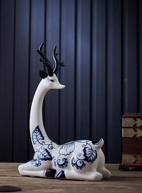 简约青花陶麋瓷品工艺摆件电视柜玄64879关对摆饰动物鹿鹿摆件