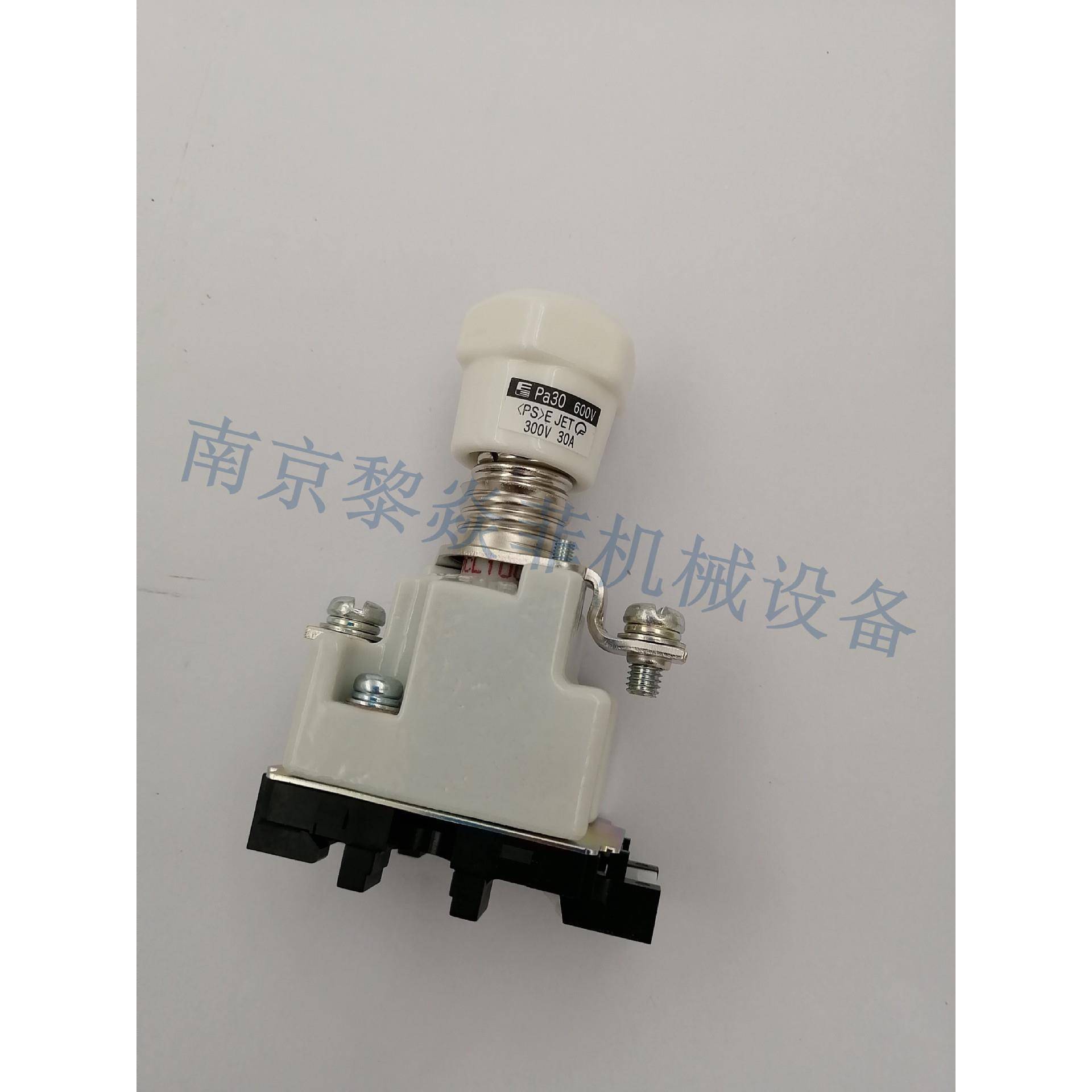 2富士电GOM机FUJICR2L-F200电流熔断器BNN4-030-1