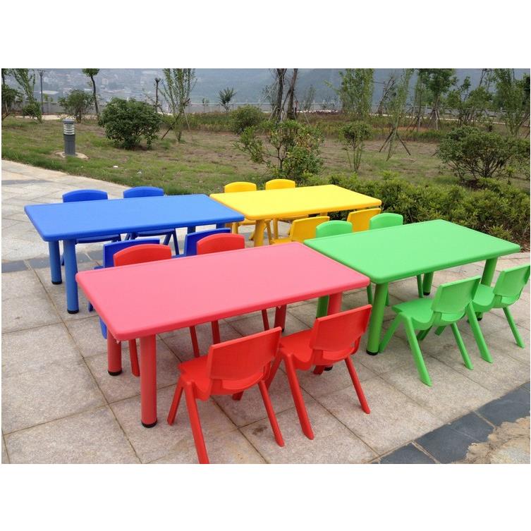 昆明幼儿园塑料桌子塑料椅子