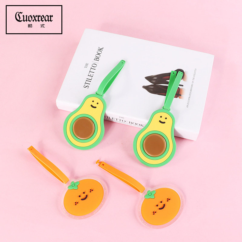 新款卡通牛油果行李牌pvc行李牌箱包吊牌登机牌行李牌带挂绳校牌工