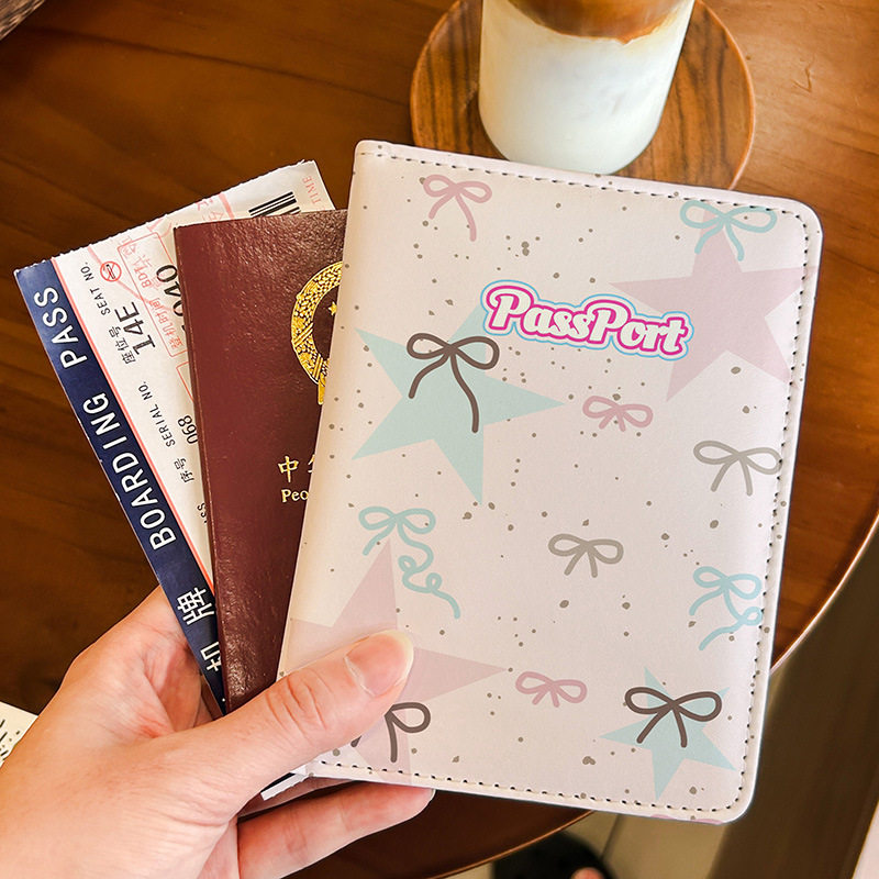 ins风小清新猫猫护照夹证件包保护套多功能卡包出国旅行便携收纳