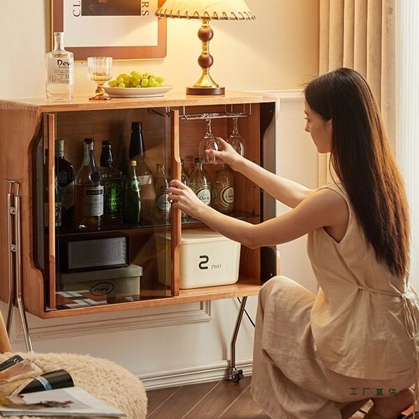 复古轻奢实木玻璃可移动餐边酒柜