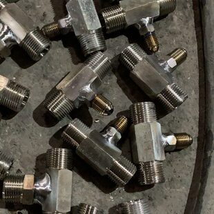 杜瓦瓶三通低温软管对接头爆破山专用三通开山三通低温软管接三通